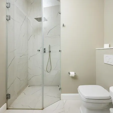 Praga By Bookinghost アパート ワルシャワ