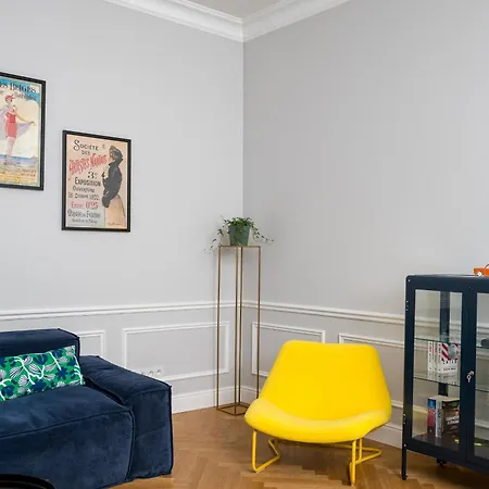 Praga By Bookinghost ורשה